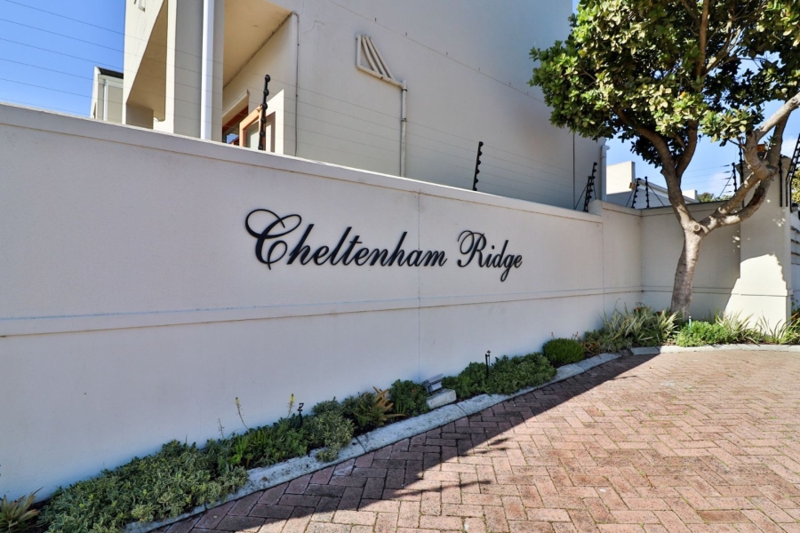 To Let 2 Bedroom Property for Rent in Royal Ascot Western Cape